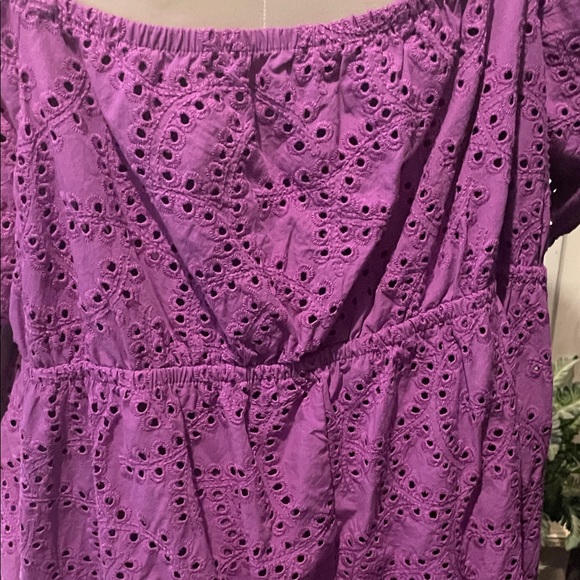 AND Time and Tru Purple Scoop Neck Top - Picture 10 of 12